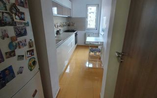 Vanzare Apartament 3 camere , 68 mp, renovat, vedere spate, Bd. Timișoara - Poză 3