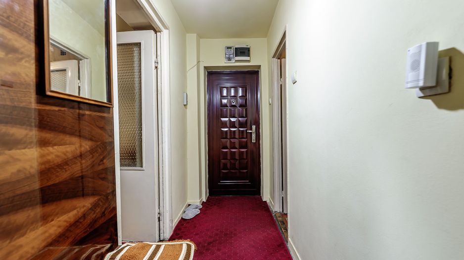 Rezervat 3 camere, etaj 1, vedere spre Mureș strada Praporgescu - Poză 6