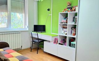 Vanzare apartament 3 camere, Micro 17, 60 mp, 88.000 EURO - Poză 3