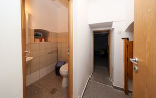 Locație rară în Brașov: ideal pentru regim hotelier sau business - Poză 11