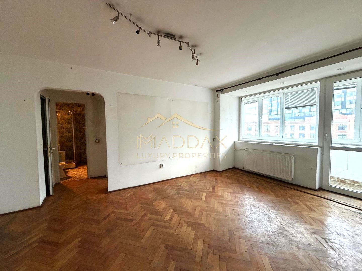 Apartament 2 camere de renovat // Dorobanti // bvd Iancu de Hunedoara - Poză 2