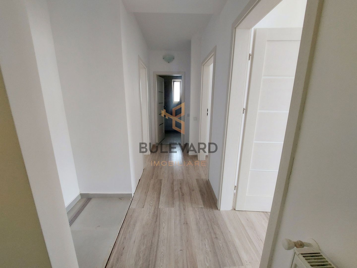 Apartament cu 2 camere decomandate in zona Piata Floresti! - Poză 4