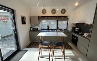 Casa moderna în Dumbravita - Ikea cu garaj - Poză 3