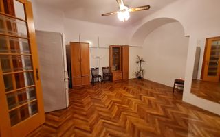 Apartament generos zona Piata 700 - Poză 3