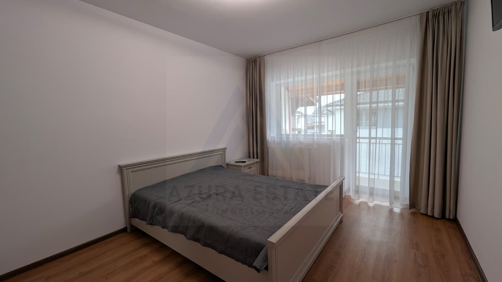Casa 130 mp utili 4 camere 2 bai garaj curte individuala in Selimbar - Poză 8