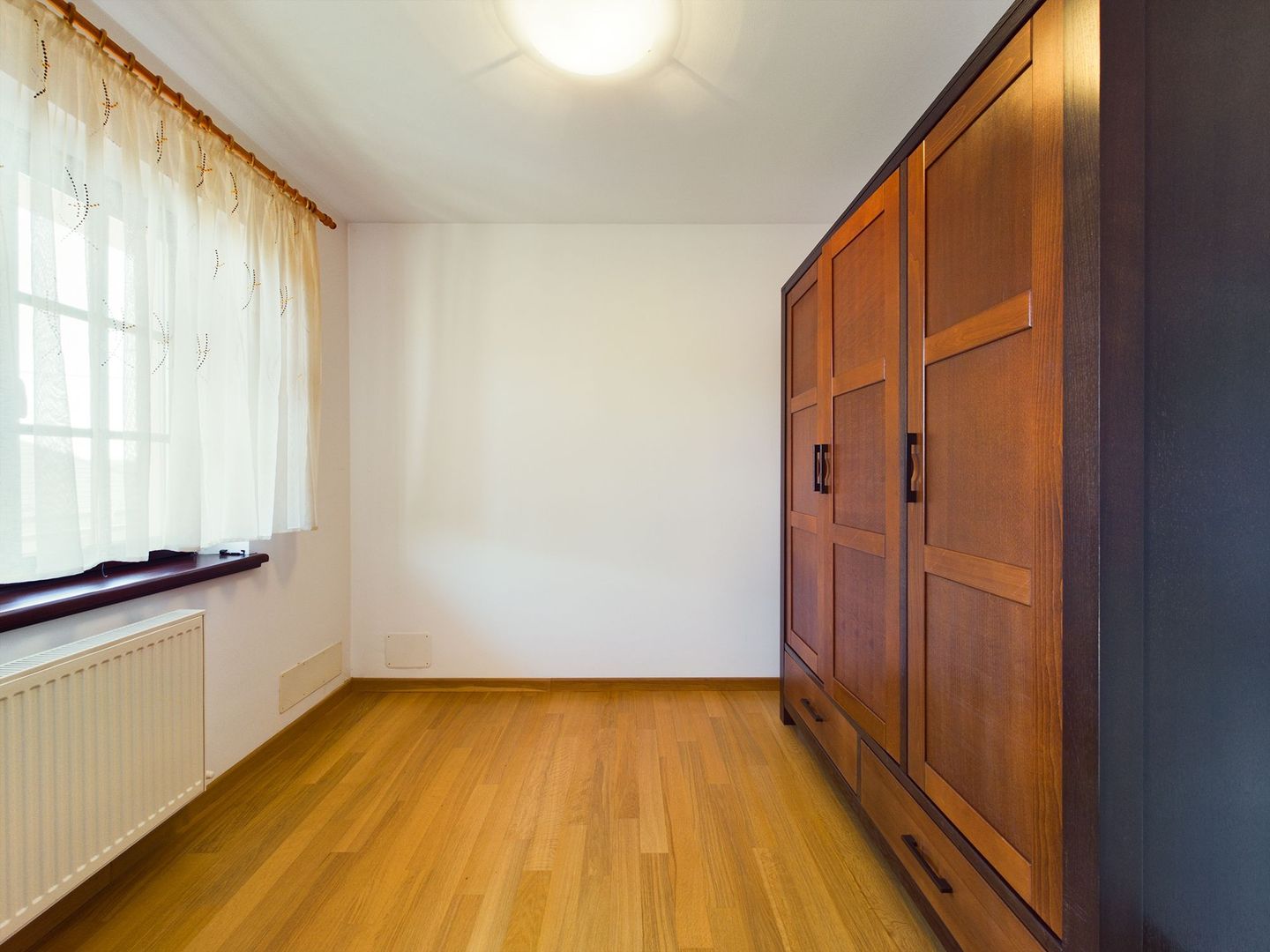 Vilă 6 camere zona Tabacovici - Poză 30