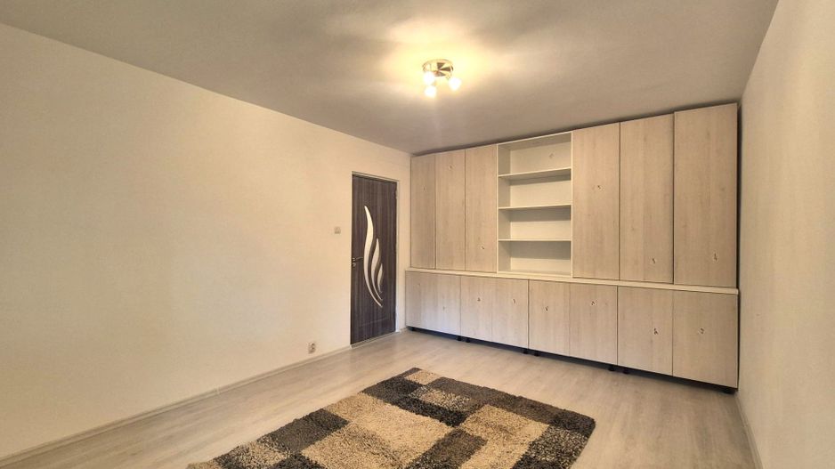 Exclusivitate - Imobil la cheie, ideal birouri sau locuință, la prima închiriere - Poză 2