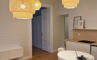 5 minute de centru, 2 camere, centrala proprie. - Poză 1