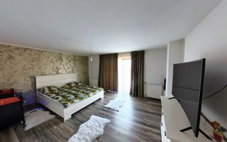 Casă 4 dormitoare și teren de 857 mp - zona Sântana de Mureș - Poză 12