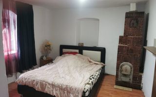 Casa de vanzare - comuna Pielesti - Poză 6