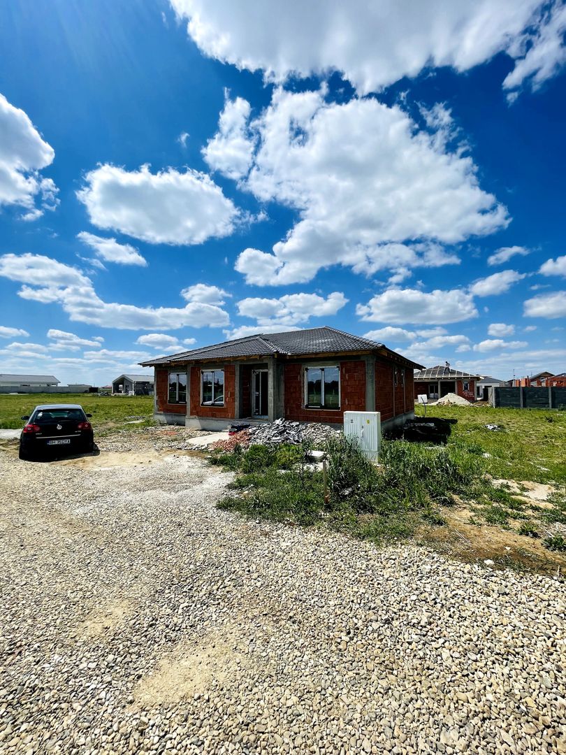 Casă parter semifinisatǎ Sântandrei – 500 mp teren - Poză 5