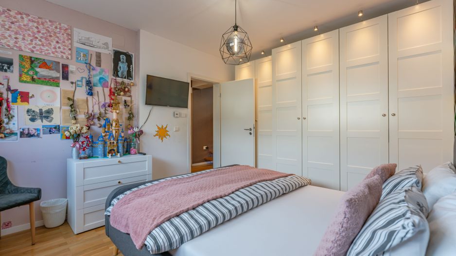 Casa mobilata utilata modern cartier Izvor Tarlungeni Brasov - Poză 16