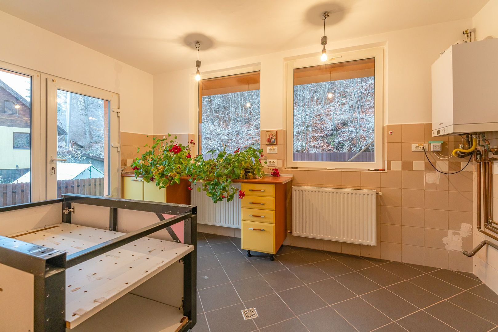 Casa individuala in Dambul Morii cu vedere spre Piatra Mare - Poză 4