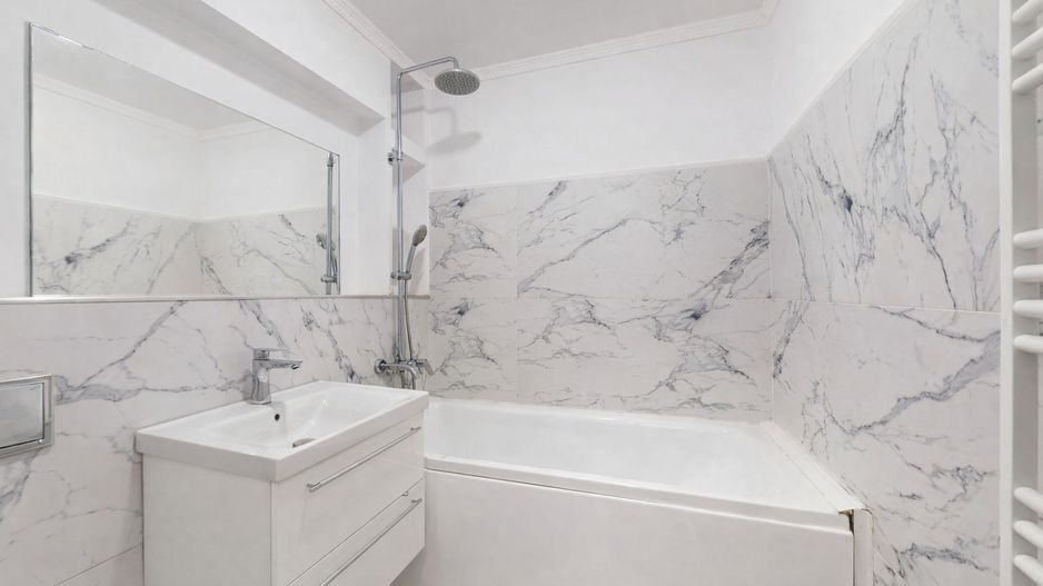 LACUL TEI - Circa 7 | 3 Camere Renovat | 1/8 | 73mp | 1983 - Poză 13