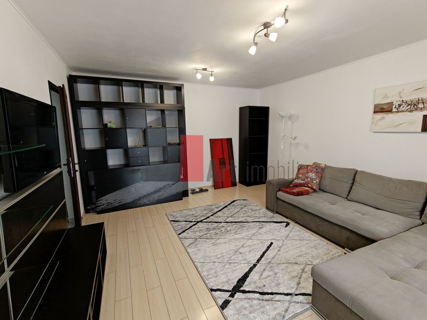 Apartament cu 2 camere de inchiriat-Mihai Bravu-Dristor-+loc de parcare - Poză 1