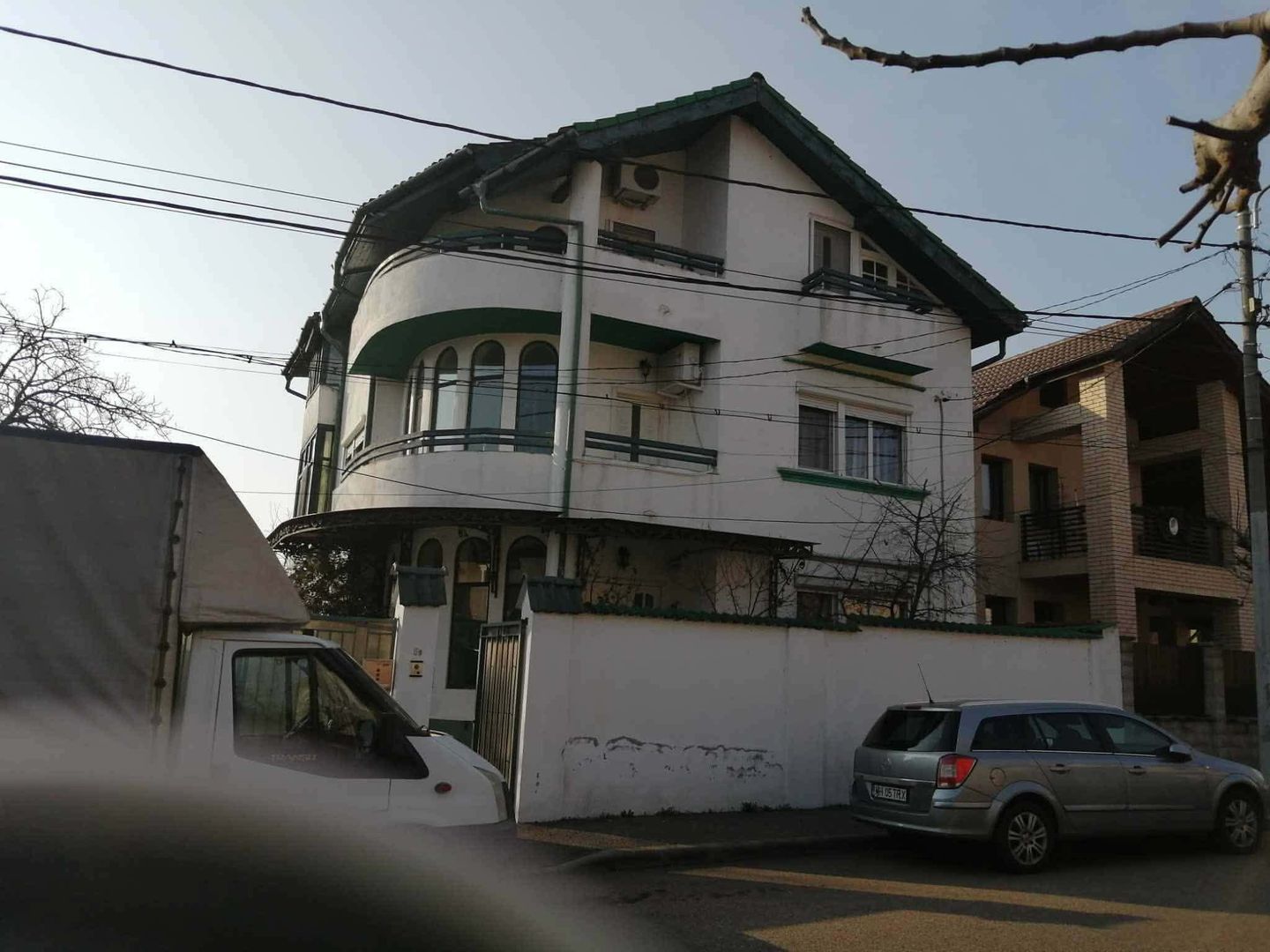 vand casa zona centrala - Poză 10