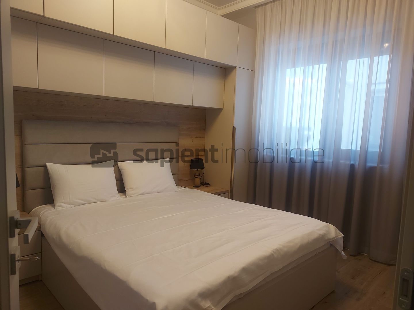 Ap.cu 3 camere lux, ultracentral - Poză 12