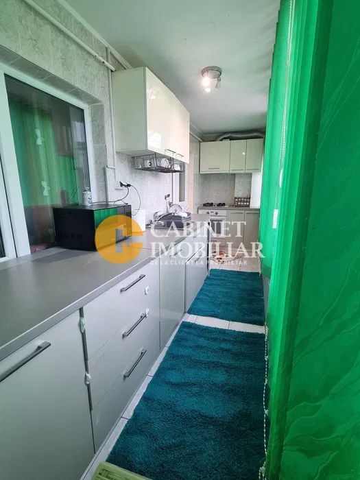 Cug - 3 Camere Decomandat  -Etaj 3 , Bloc 1986 - Poză 4