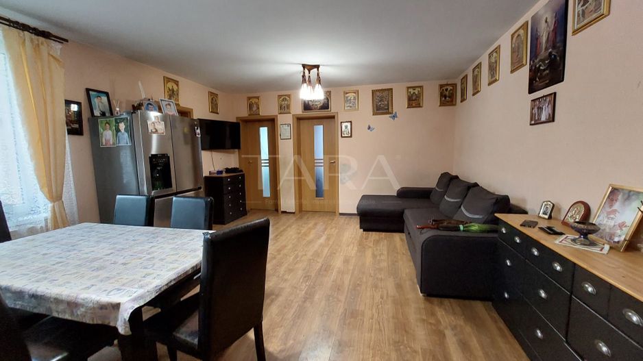 Apartament cu 3 camere in Floresti. - Poză 2