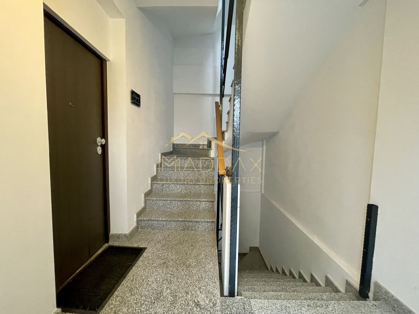 Duplex 3 camere//Birou***Showroom***DOMENII//PARTER+ Demisol - Poză 22