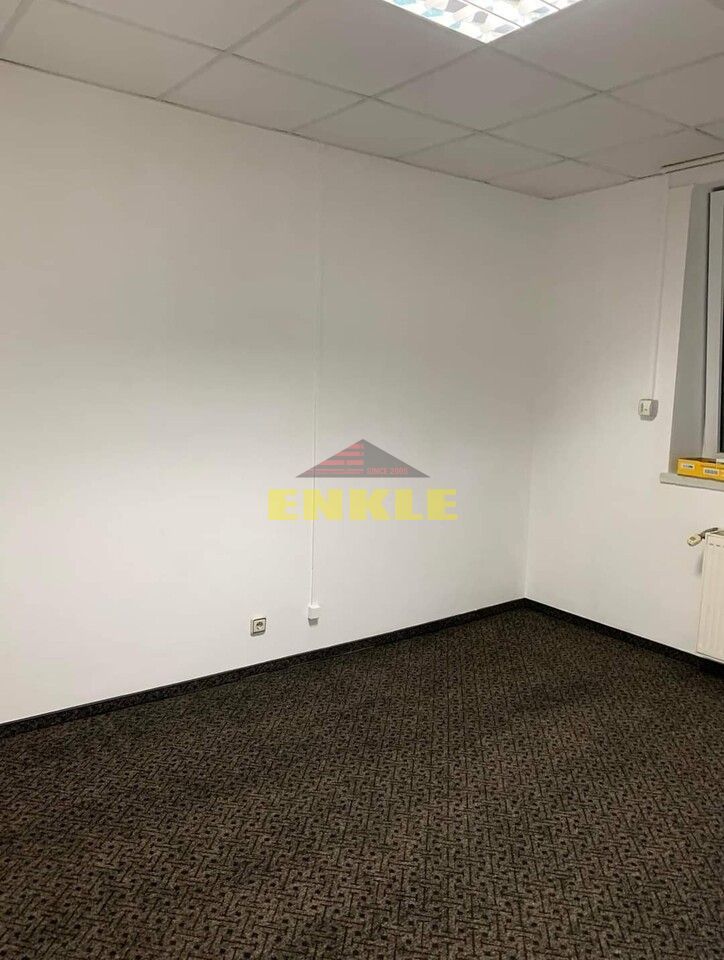 Vânzare apartament cu 4 camere, zona lic M Eminescu, pret negociabil! - Poză 4