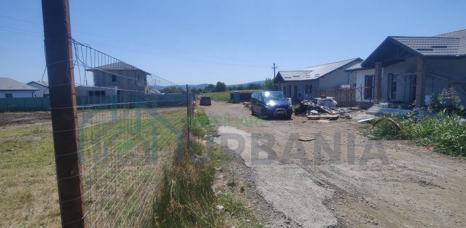 Teren de vânzare cu autorizație de construcție în Holboca, Str. Oborului - Poză 5