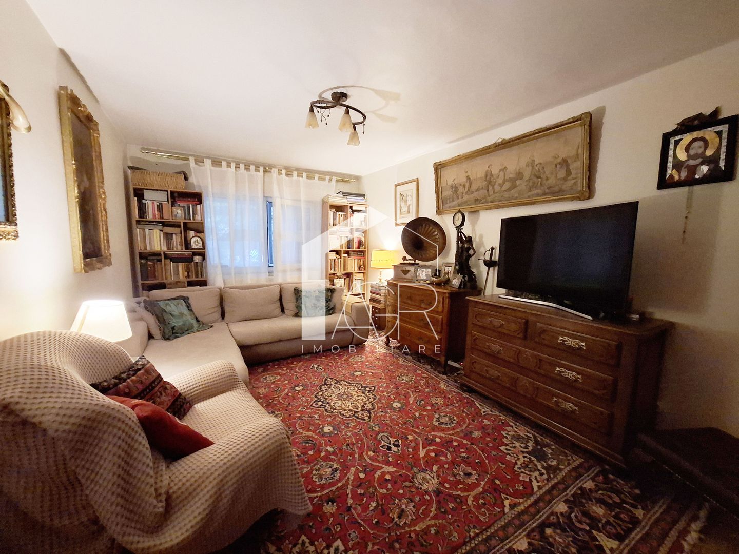 Apartament cu 2 camere, semidecomandat, zona Paltinis - Poză 2