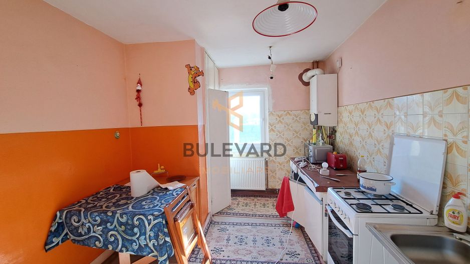 Apartament 4 camere dec., garaj, boxa subsol, zona Pta Zorilor - Poză 9