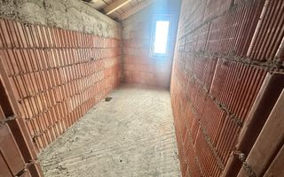 Duplex separat prin camera tehnica,  spre vanzare cu 4 camere - Poză 6