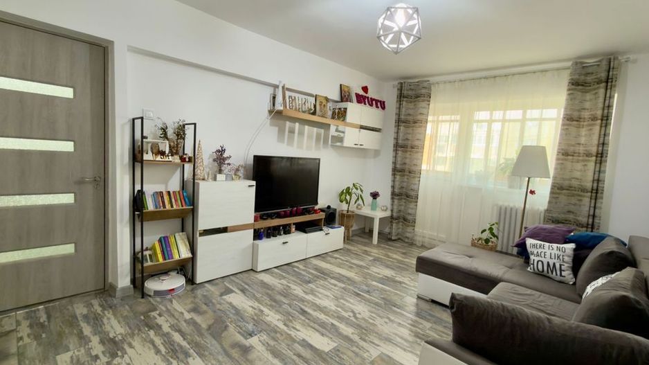 Apartament 2 Camere decomandat, zona Ciuperca - Poză 1