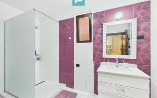 Vilă cu 6 camere de vânzare în zona Central - Poză 44