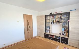 Apartament 3 Camere Suprafață Generoasă - Poză 8