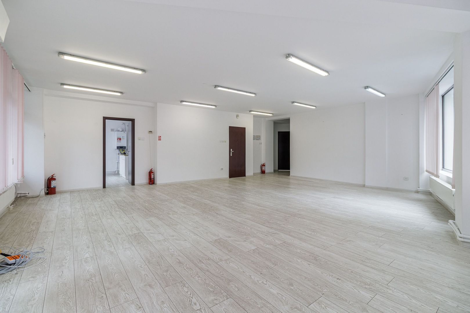 Spatiu birouri Nerva Traian - Poză 8