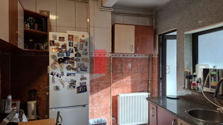 URGENT!, Dacia-Eminescu, apartament in vila, LUMINOS, NEGOCIABIL - Poză 11