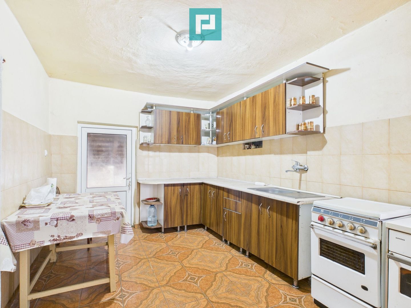 Casă cu 4 camere în Nădab - Poză 7