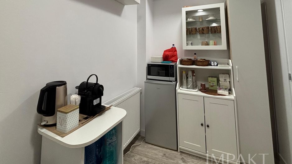Spațiu comercial de vanzare – salon activ, randament imediat - Poză 7
