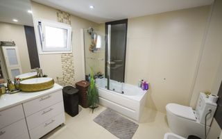 Casa moderna - Cernele - Poză 13