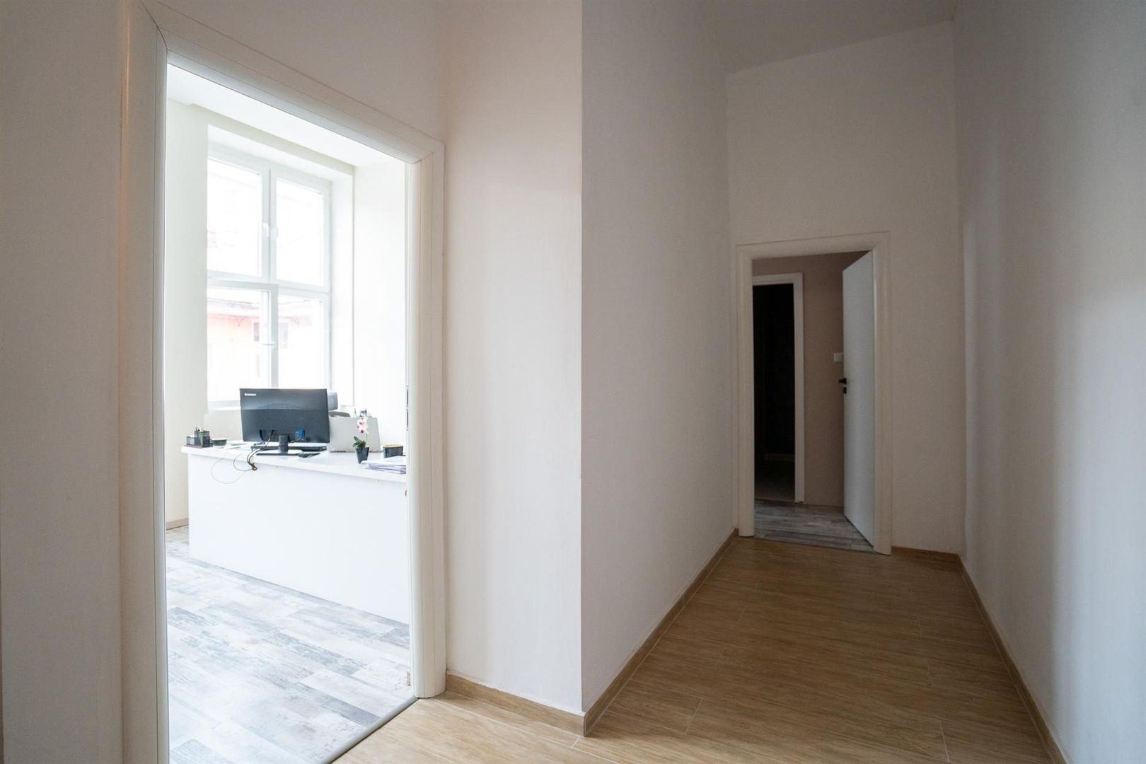 Apartament 4 camere 3 bai parcare ULTRACENTRAL - Poză 5