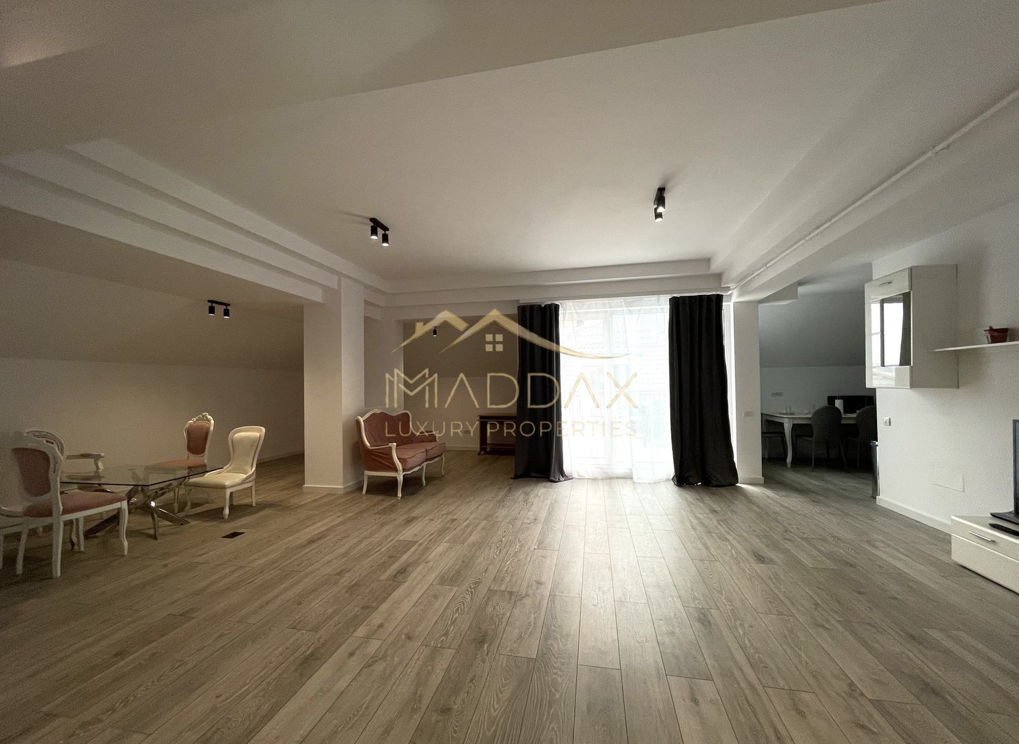 Apartament LUX_3 camere***158 MP//bloc boutique//Aviatiei - Poză 1