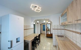 Apartament 3 camere, 2 bai, Tractorul, str. Mociulschi 9 - Poză 4