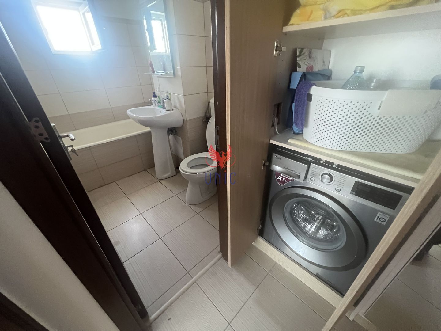 Apartament 3 camere 1 Mai M-uri zona Ciuperca - Poză 12