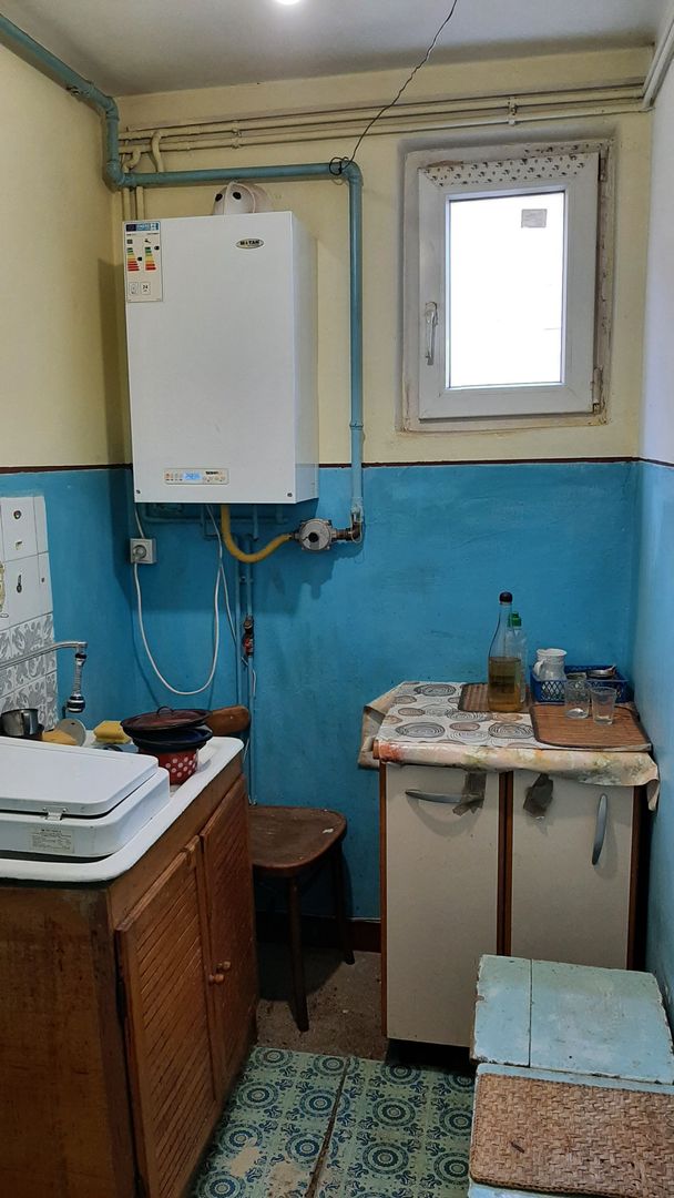 Apartament de vânzare 2 camere Aleea Savinesti - Poză 6