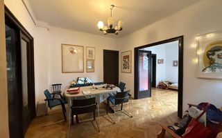 Proprietate rara pe o strada boema - Poză 19