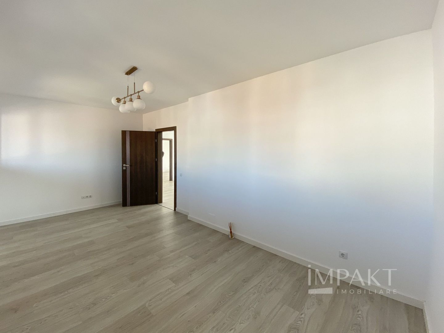 Va propunem spre inchiriere un spatiu pentru birou in Gheorgheni. - Poză 9