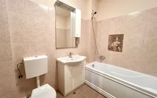 Apartament 3 camere, de vanzare  in Zona BMW / Floresti - Poză 13