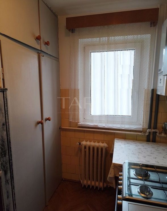 Apartament cu potențial, 3 camere, aproape de Big. - Poză 2