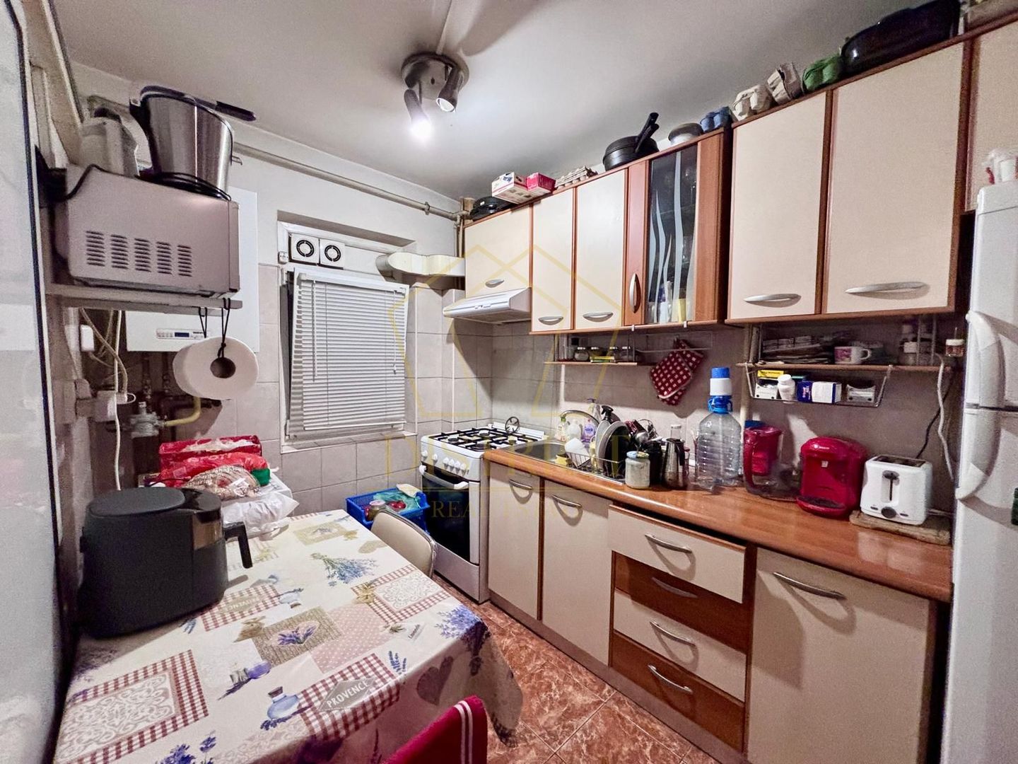 Apartament decomandat cu 3 camere, etaj 1 | Sagului - Poză 1