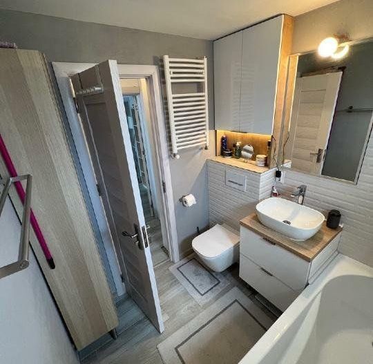 Apartament 4 camere renovat complet  Apărătorii Patriei 89 mp - Poză 3