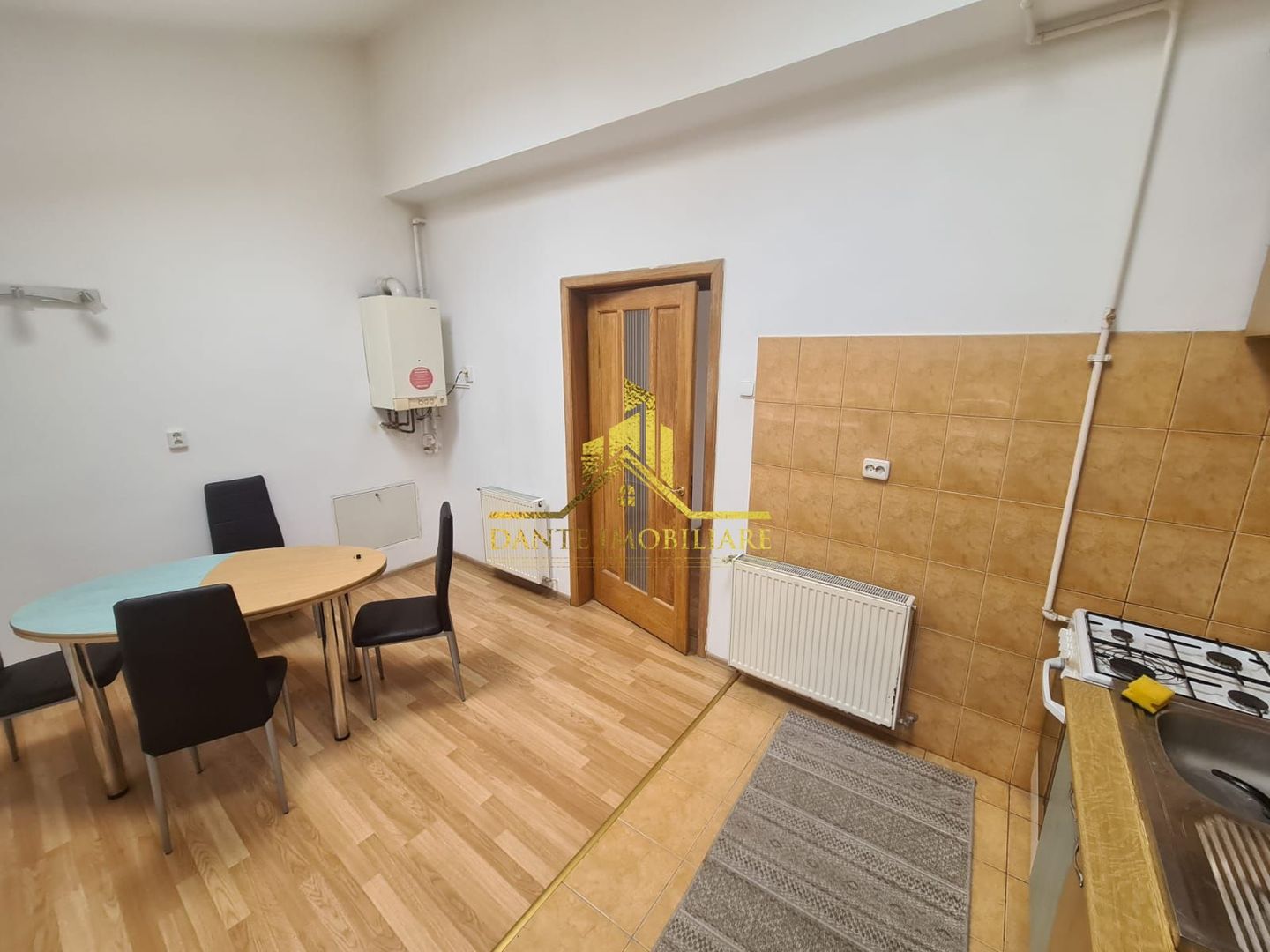 Casa individuala, mobilat modern, zona Grigorescu, curte, parcare - Poză 16