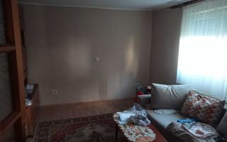 De vânzare casa cu mansardâ pe Strada Rodnei - Poză 6